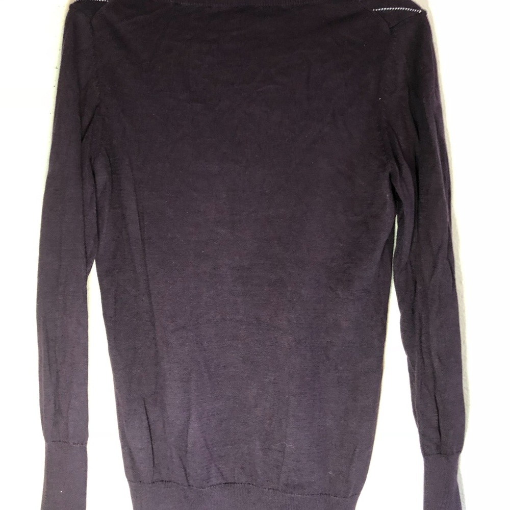 GAP Scotch V-neck Sweater - Picture 2 of 2